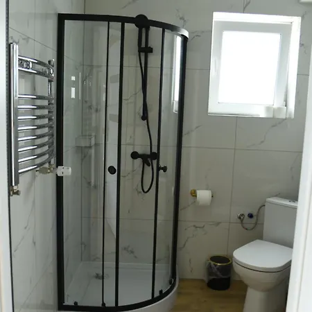 Atlanta Treptower Deep